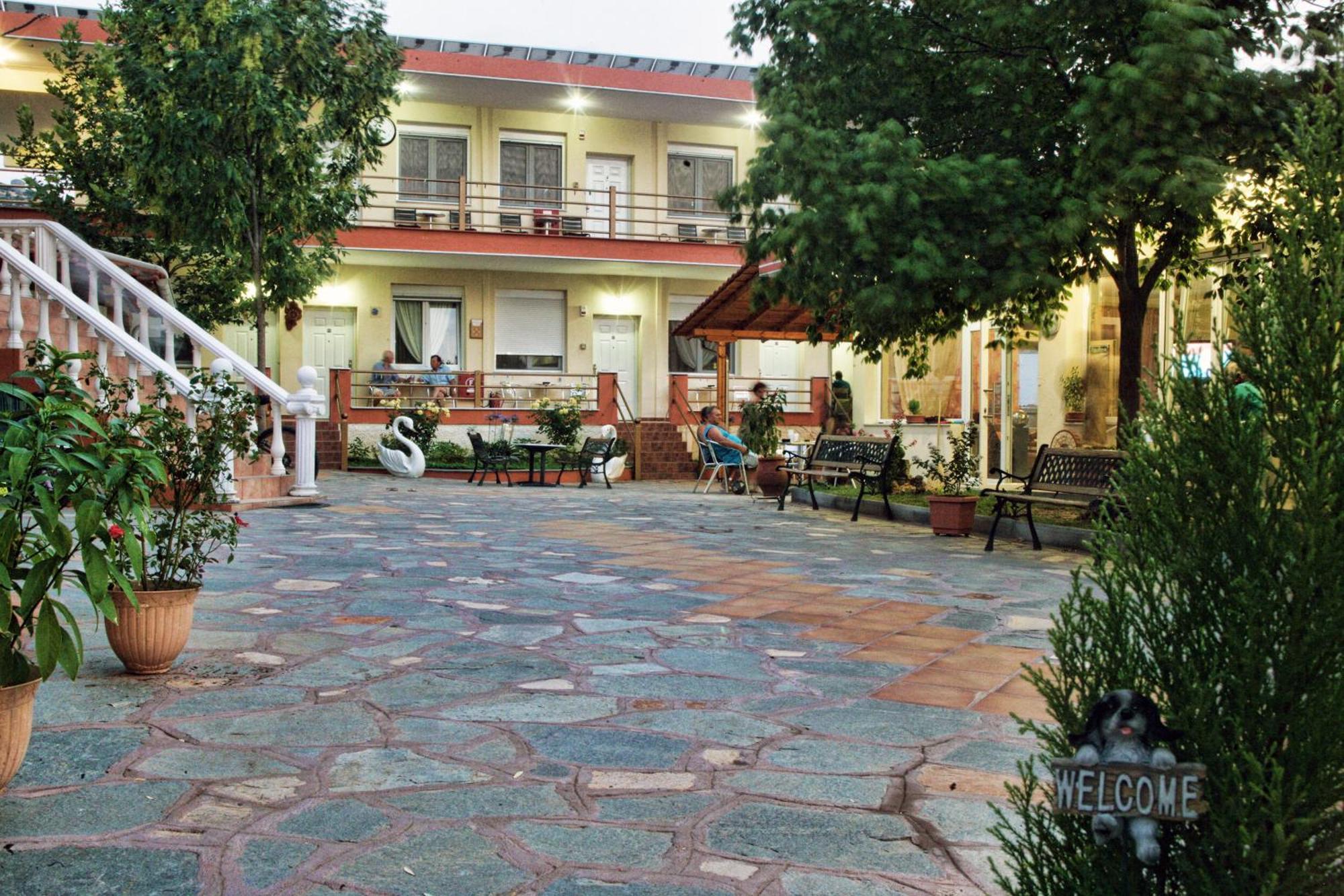 Anestis Studios Lidia Exterior photo
